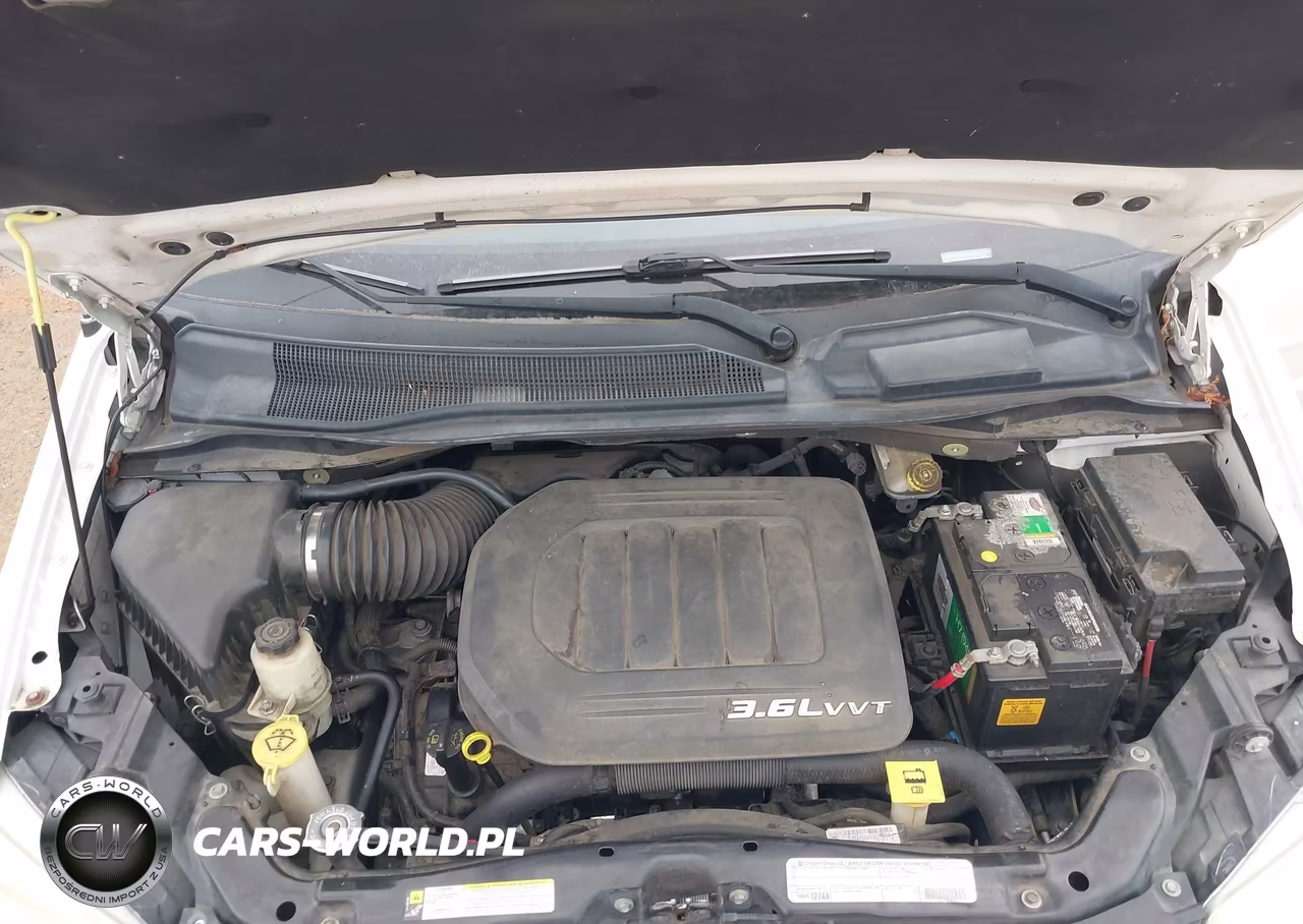 2011 Dodge Grand Caravan Crew VIN:2D4RN5DGXBR755245 - 10