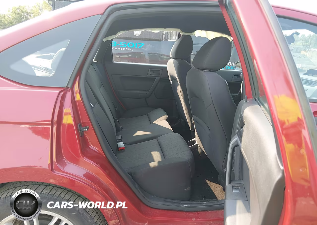 2010 Ford Focus Se VIN:1FAHP3FN0AW278212 - 8