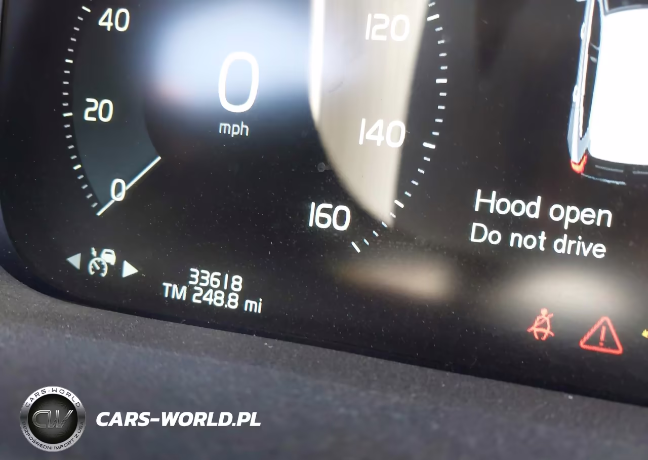 2018 Volvo Xc60 T6 Momentum VIN:LYVA22RK8JB111236 - 16
