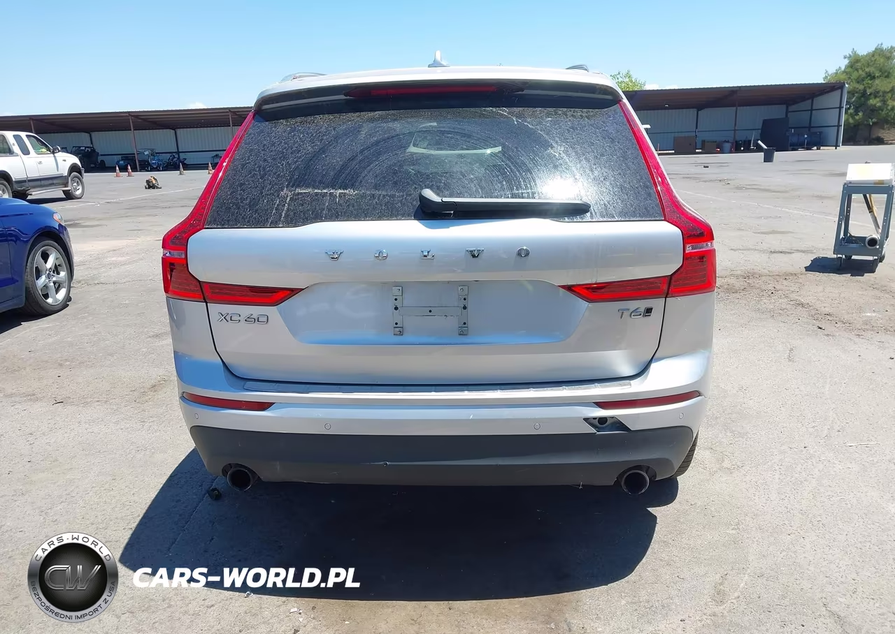 2018 Volvo Xc60 T6 Momentum VIN:LYVA22RK8JB111236 - 17