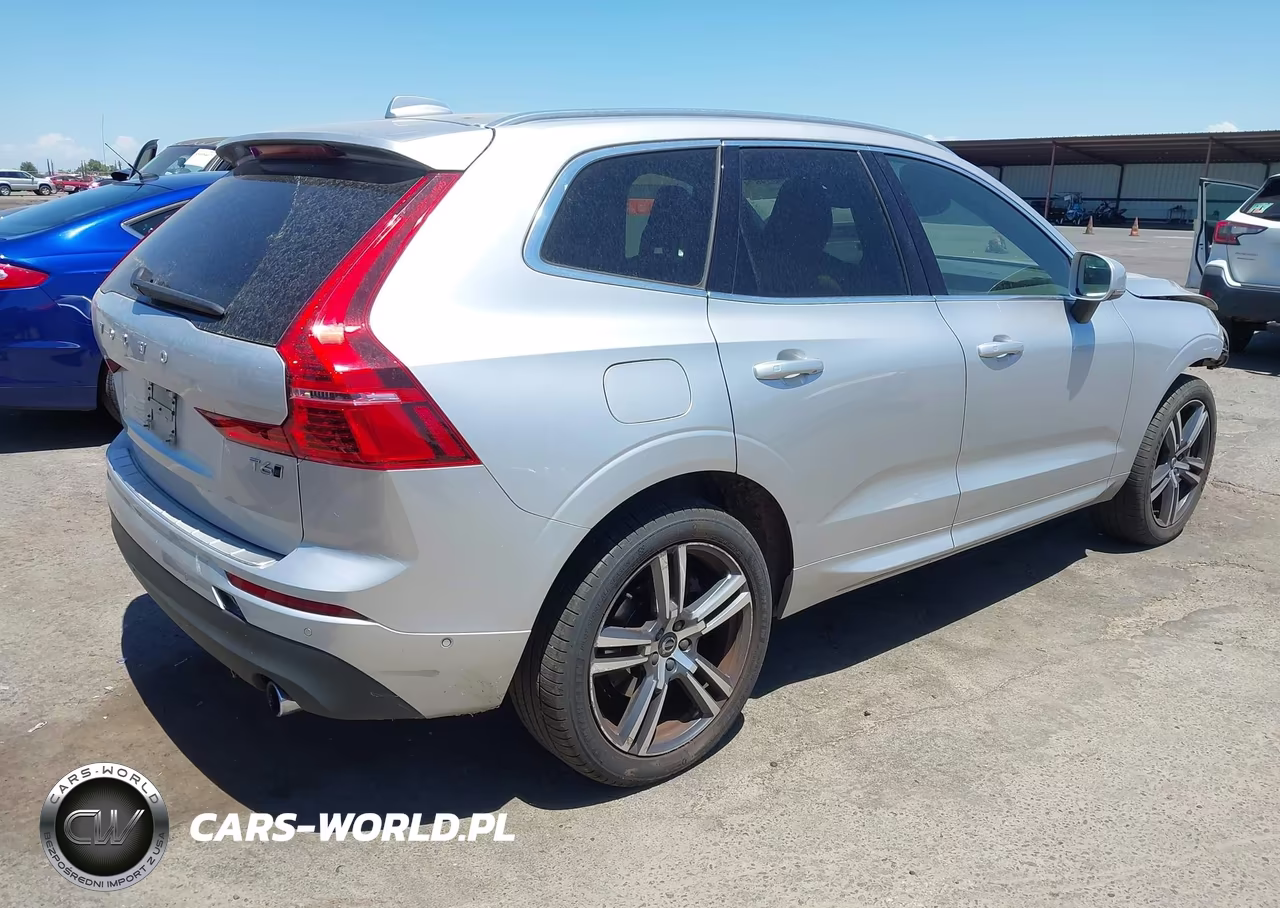2018 Volvo Xc60 T6 Momentum VIN:LYVA22RK8JB111236 - 4