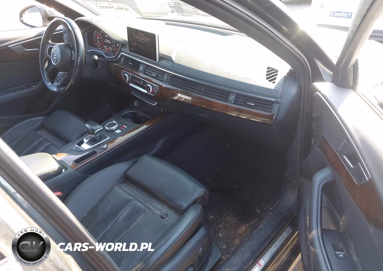 2017 Audi A4 Premium Plus VIN:WAUENAF47HN020619 - 5