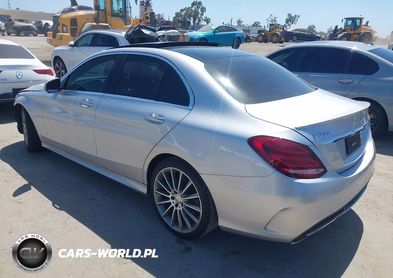 2015 Mercedes-Benz C 300 Sport VIN:55SWF4JB0FU063821 - 3