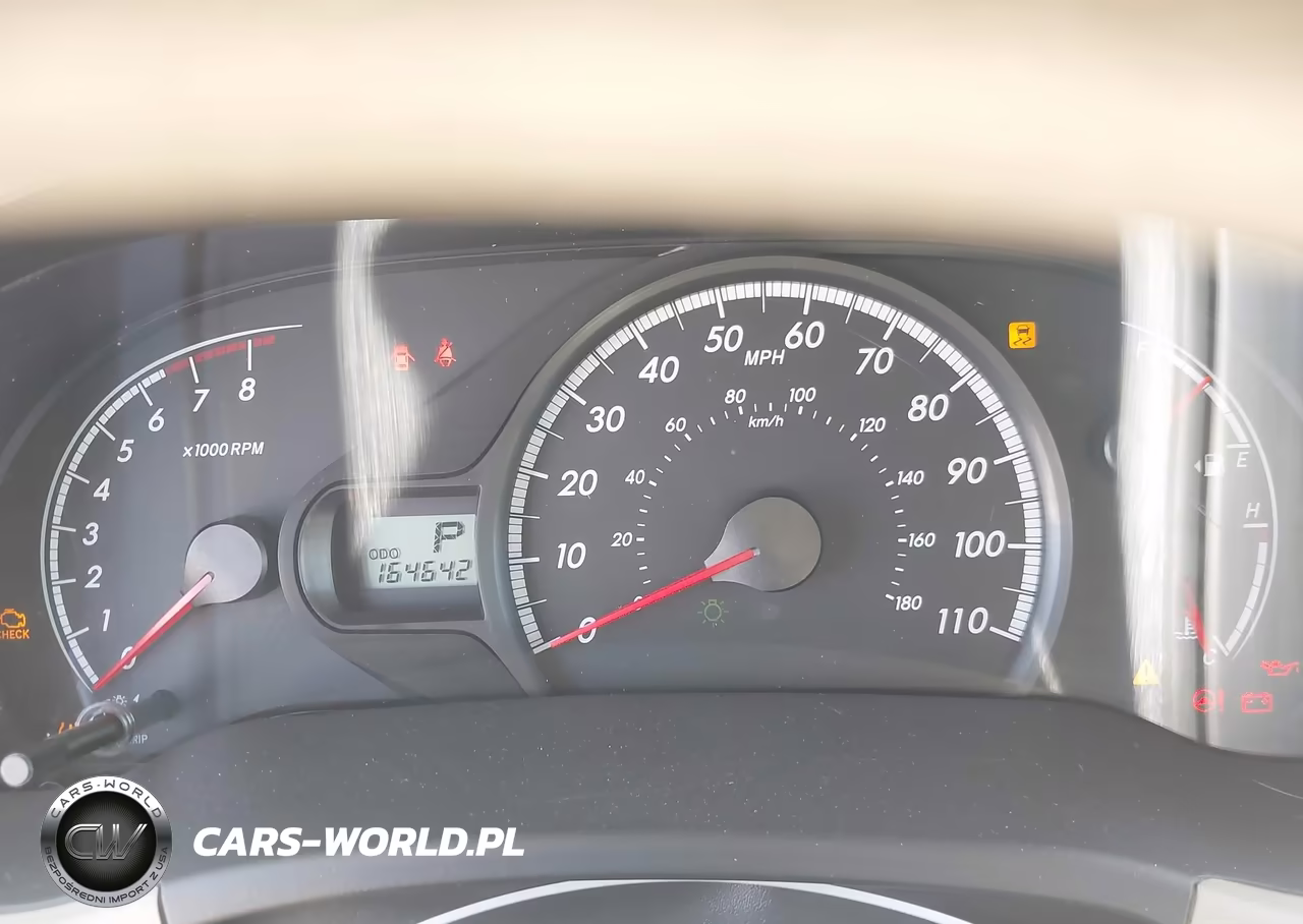 2011 Toyota Sienna Le V6 VIN:5TDKK3DC8BS043252 - 7