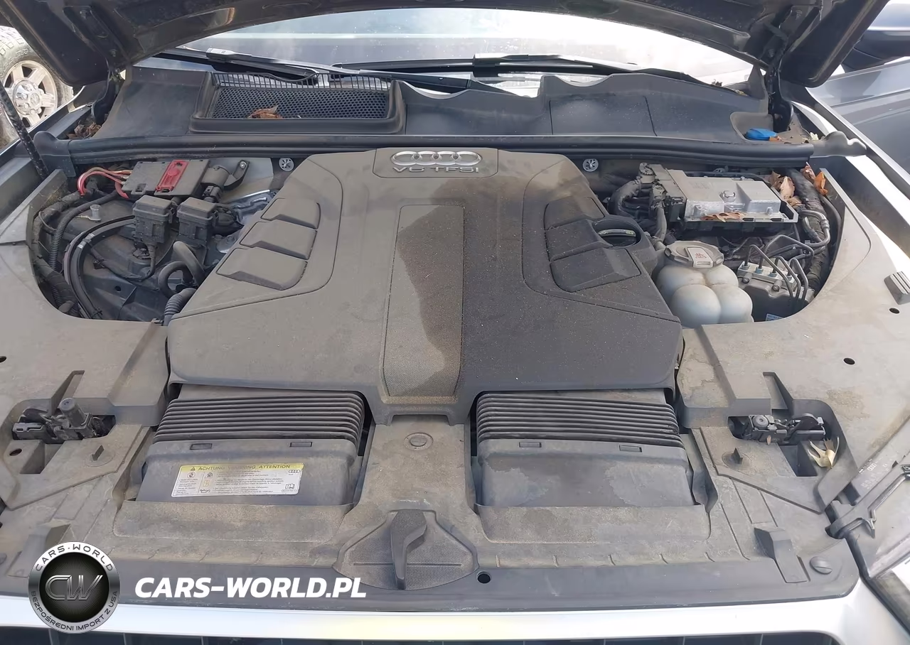 2018 Audi Q7 3.0T Premium VIN:WA1AAAF74JD001040 - 10