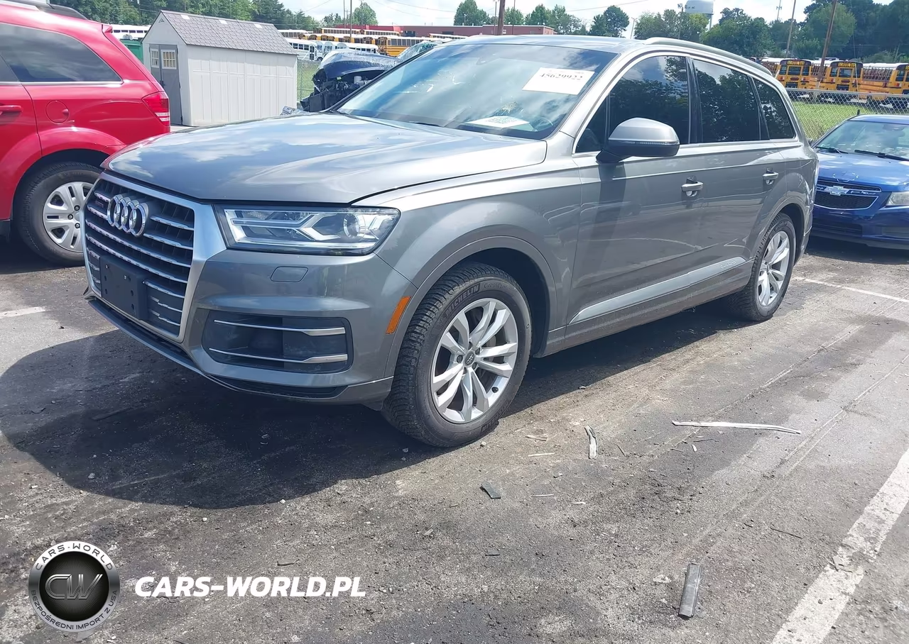 2018 Audi Q7 3.0T Premium VIN:WA1AAAF74JD001040 - 2