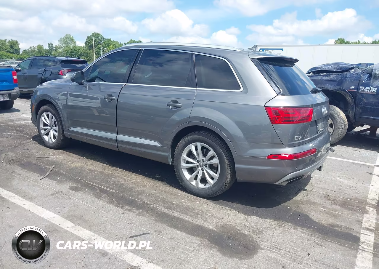 2018 Audi Q7 3.0T Premium VIN:WA1AAAF74JD001040 - 3