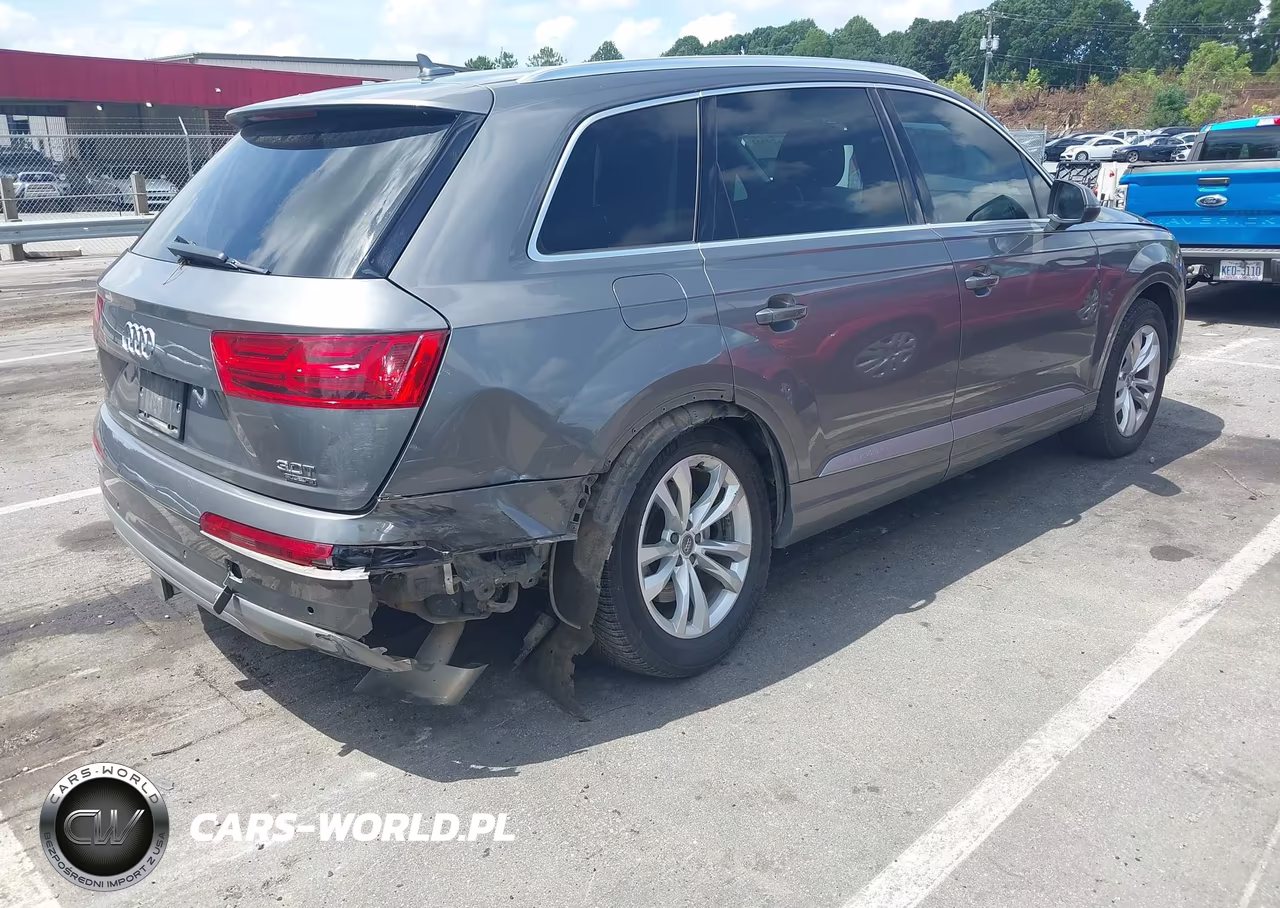 2018 Audi Q7 3.0T Premium VIN:WA1AAAF74JD001040 - 4