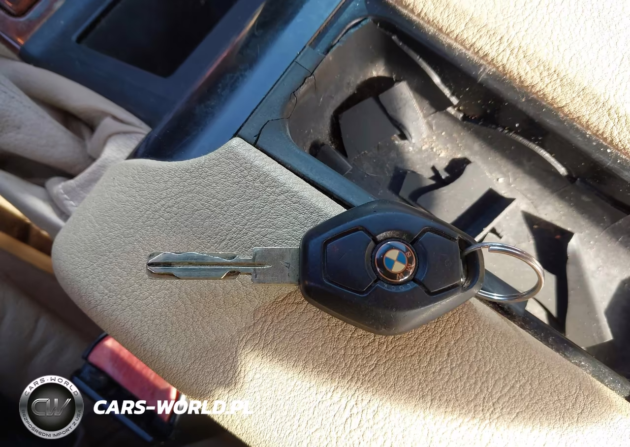 2000 BMW 528Ia VIN:WBADM6348YGU21522 - 11