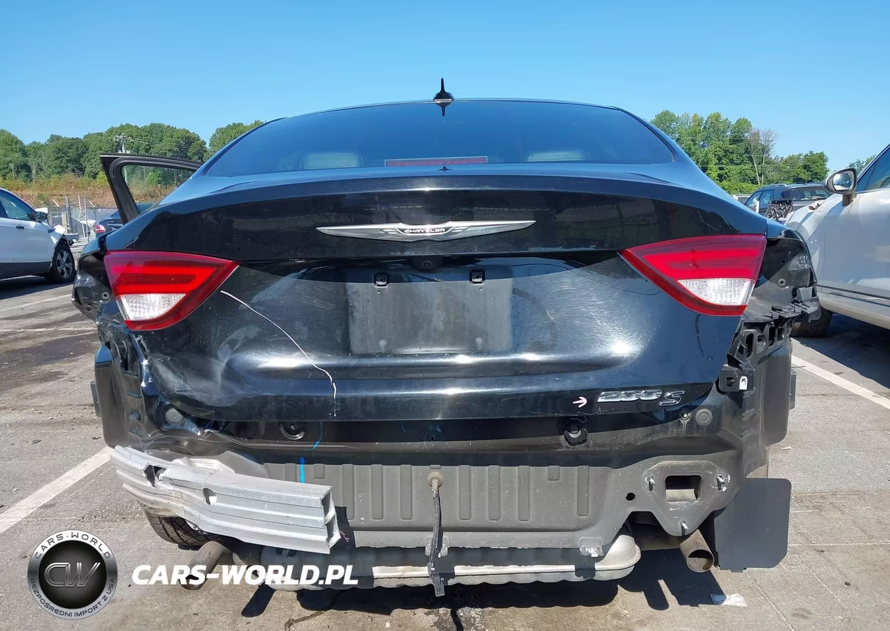 2016 Chrysler 200 S VIN:1C3CCCBGXGN147296 - 6
