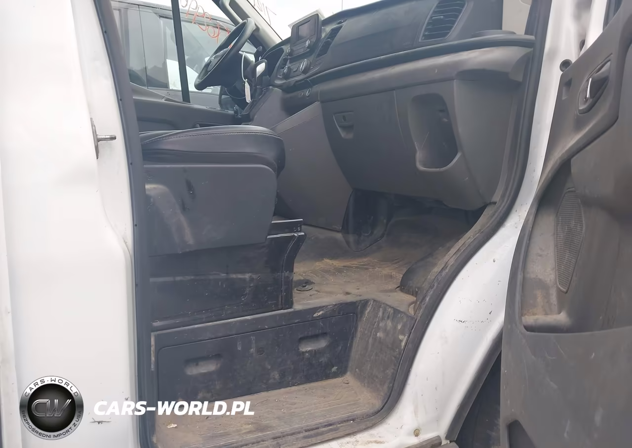 2024 Ford Transit-250 VIN:1FTBR2C86RKA07628 - 6