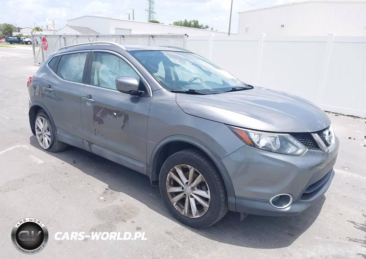 2017 Nissan Rogue Sport Sv – zdjęcie 1 z 18