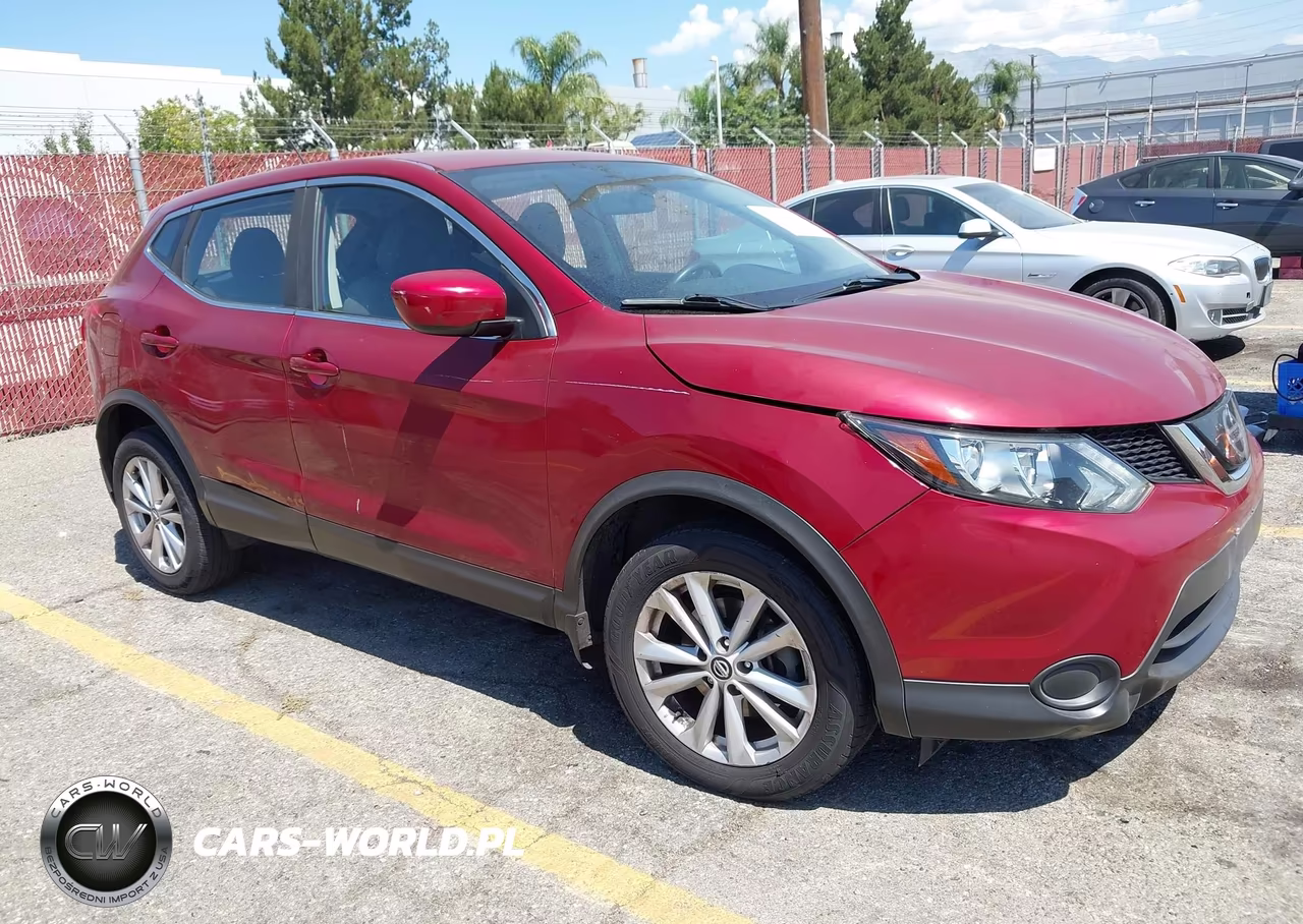 2019 Nissan Rogue Sport S – zdjęcie 1 z 17