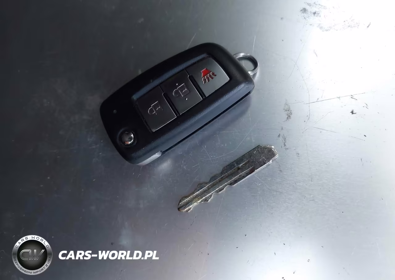 2019 Nissan Rogue Sport S VIN:JN1BJ1CP2KW232445 - 11