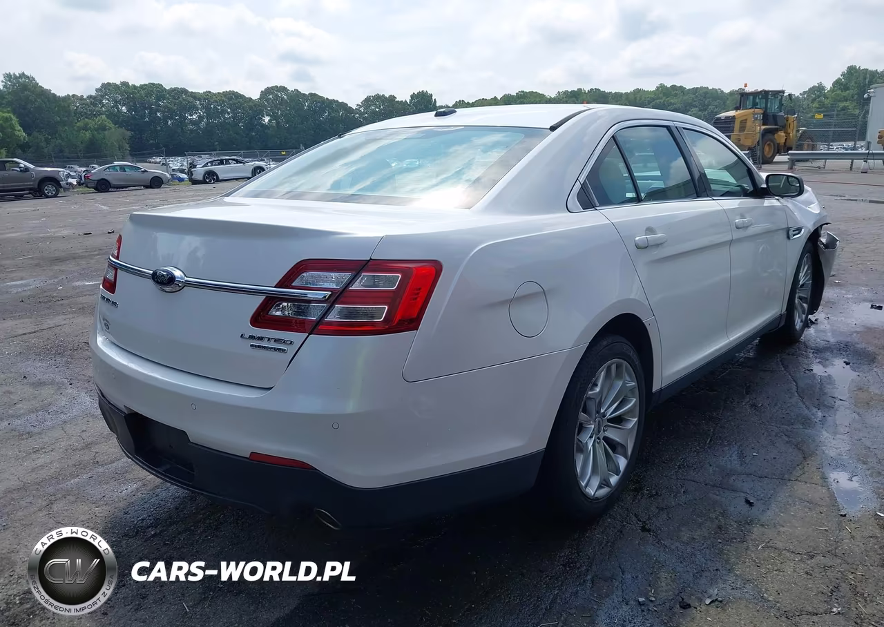 2015 Ford Taurus Limited VIN:1FAHP2F87FG103686 - 4