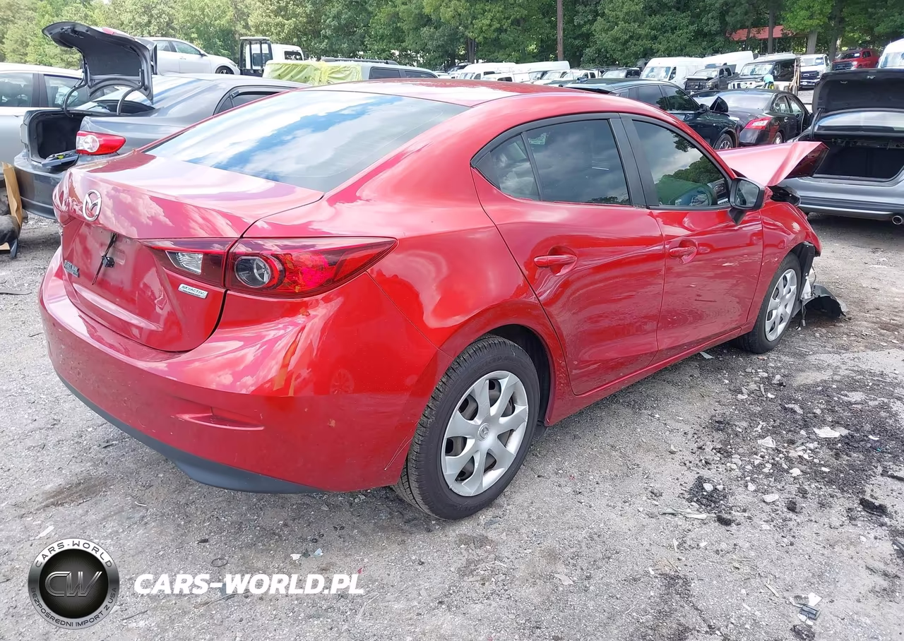 2015 Mazda Mazda3 I Sport VIN:3MZBM1U76FM215363 - 4