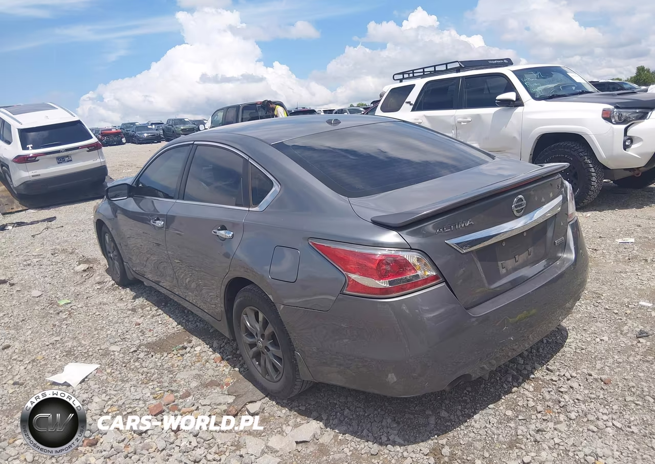 2015 Nissan Altima 2.5 S VIN:1N4AL3AP7FC481662 - 3
