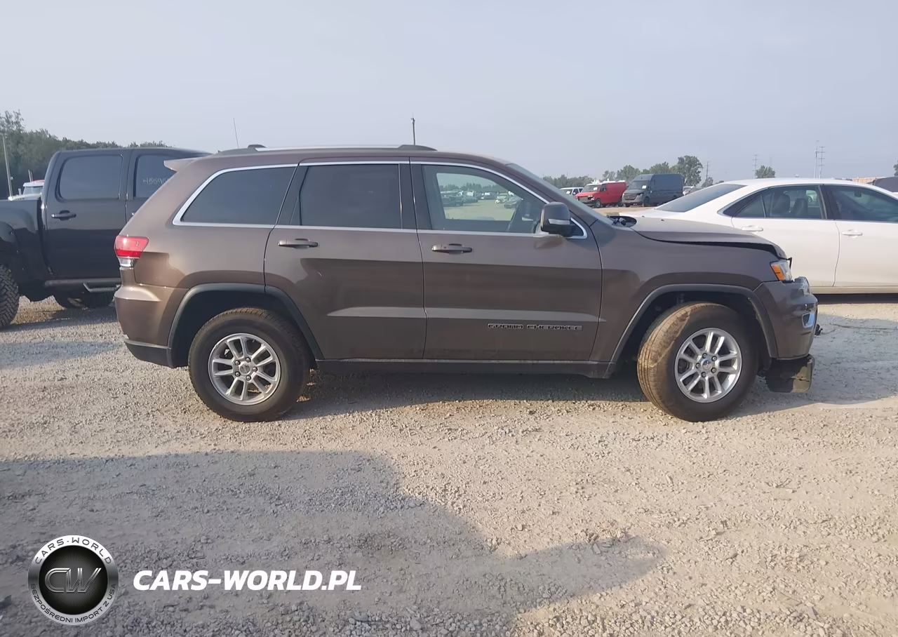 2019 Jeep Grand Cherokee Laredo E 4X2 VIN:1C4RJEAG3KC650116 - 13