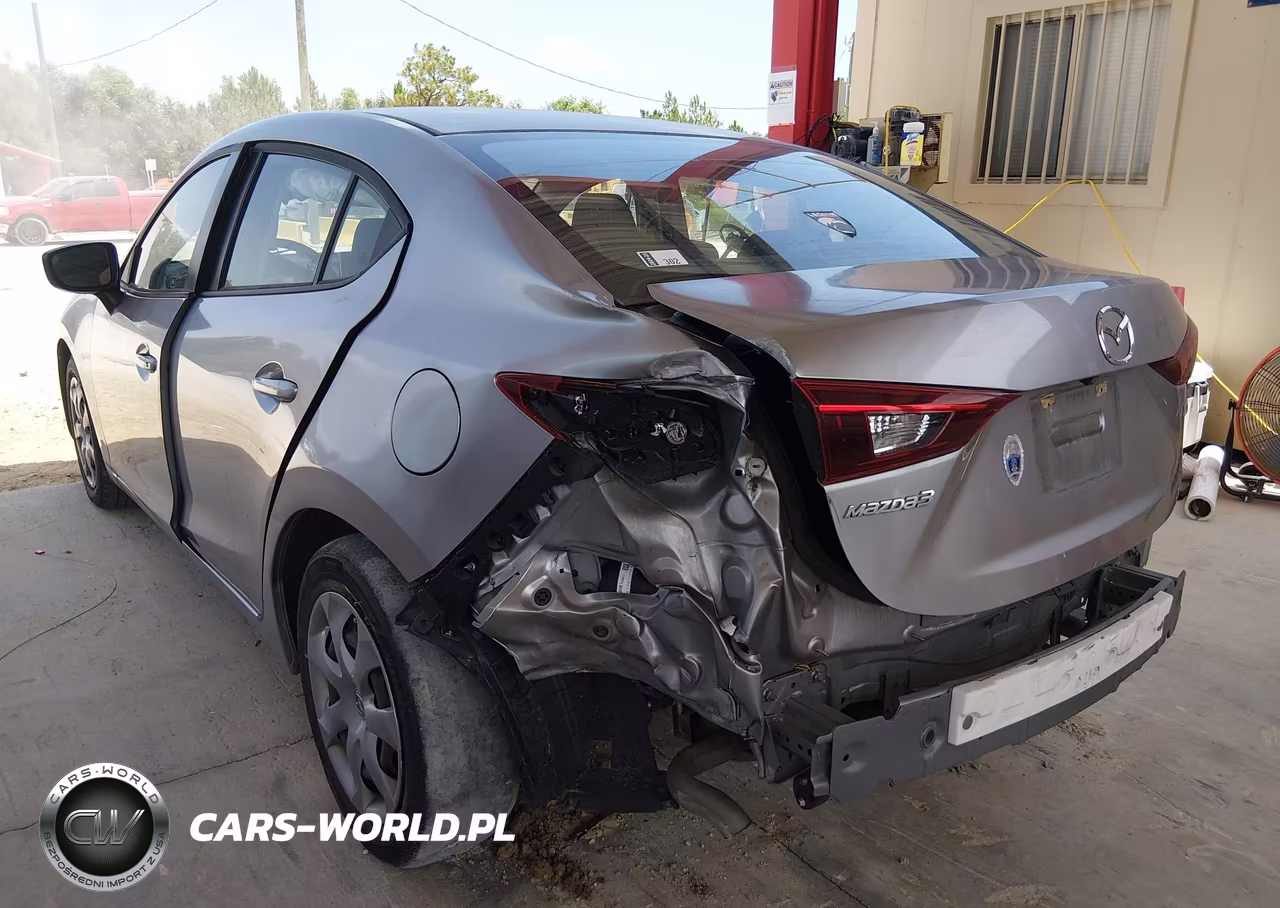 2016 Mazda Mazda3 I Sport VIN:JM1BM1T71G1287087 - 6