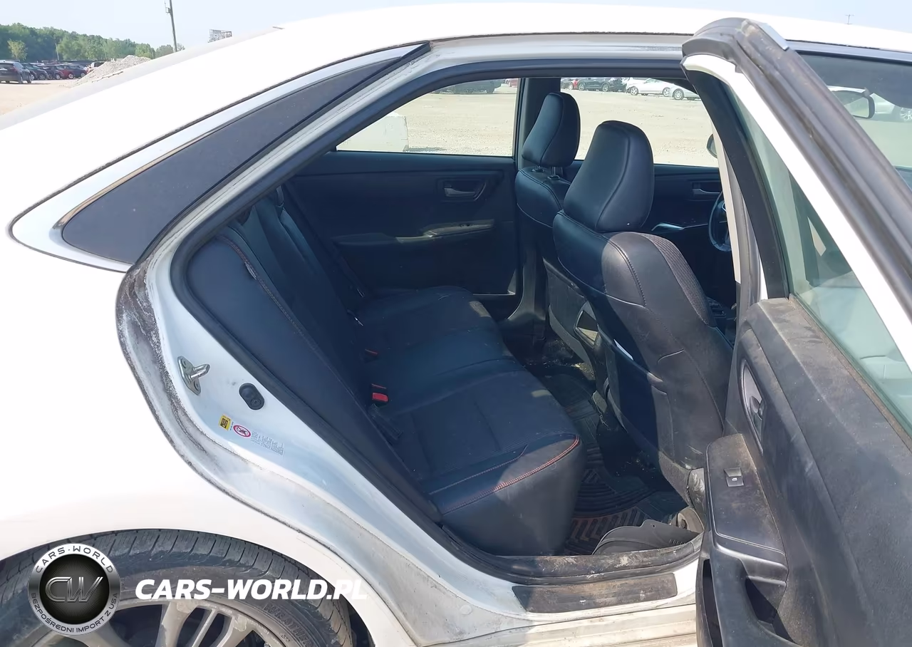2016 Toyota Camry Se VIN:4T1BF1FK2GU266608 - 8