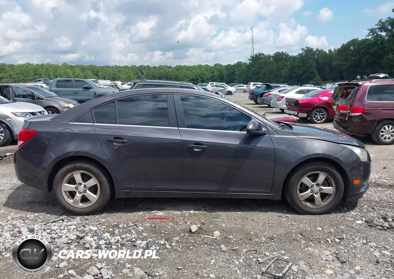 2013 Chevrolet Cruze 1Lt Auto VIN:1G1PC5SB4D7306562 - 13