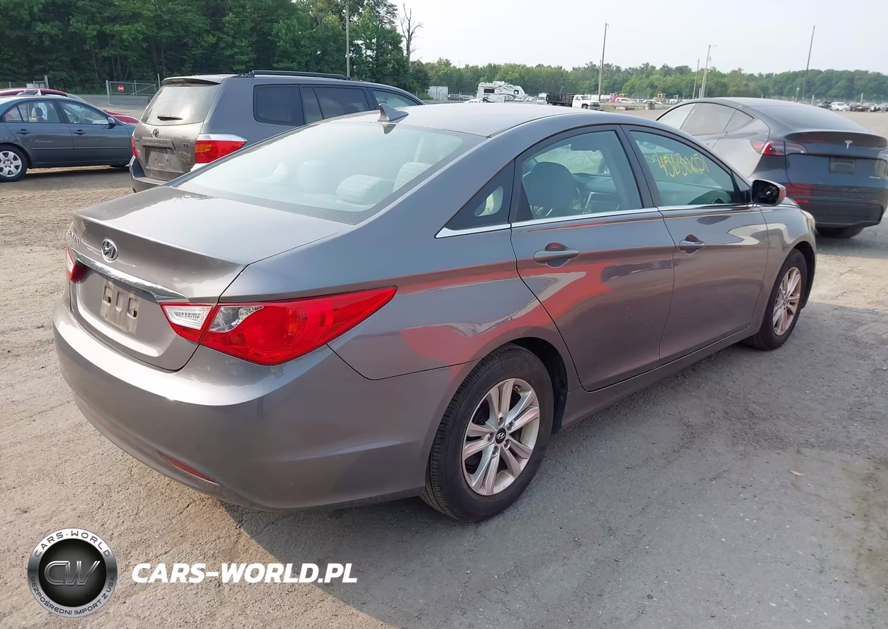 2011 Hyundai Sonata Gls VIN:5NPEB4AC0BH290326 - 4