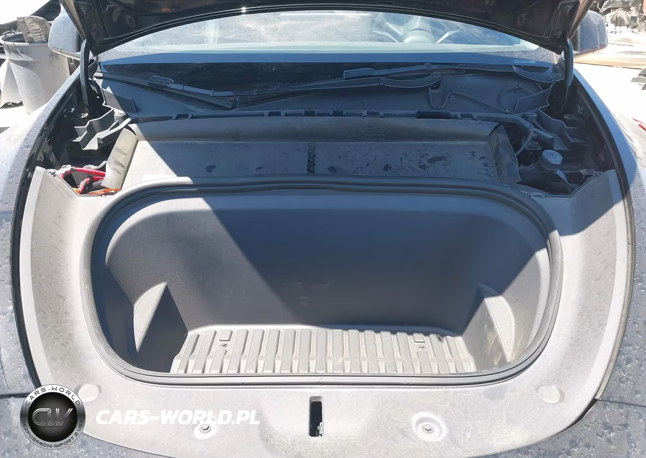 2022 Tesla Model Y Long Range Dual Motor All-Wheel Drive VIN:7SAYGDEE7NA022158 - 10