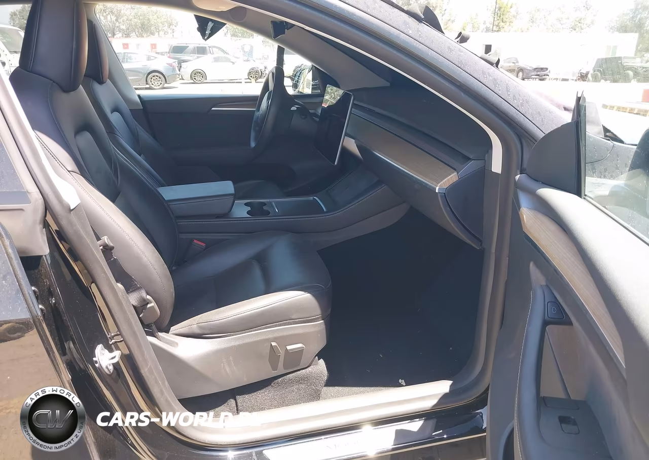 2022 Tesla Model Y Long Range Dual Motor All-Wheel Drive VIN:7SAYGDEE7NA022158 - 5