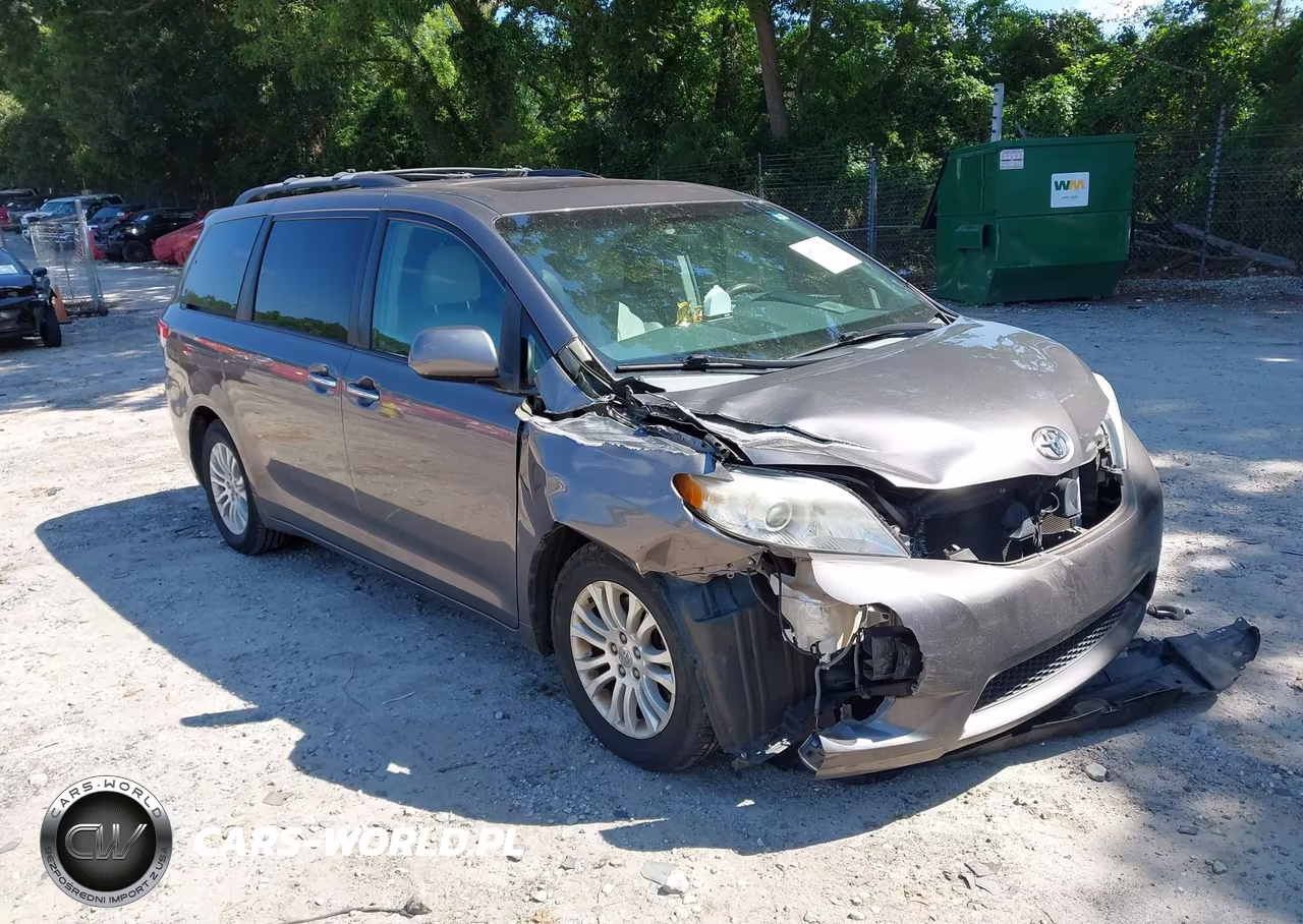 2012 Toyota Sienna Xle V6 8 Passenger – zdjęcie 1 z 16