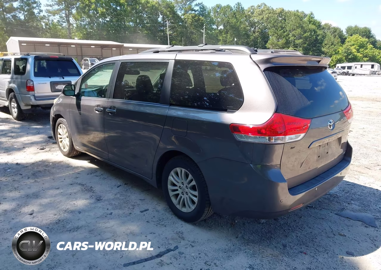 2012 Toyota Sienna Xle V6 8 Passenger VIN:5TDYK3DC8CS201634 - 3