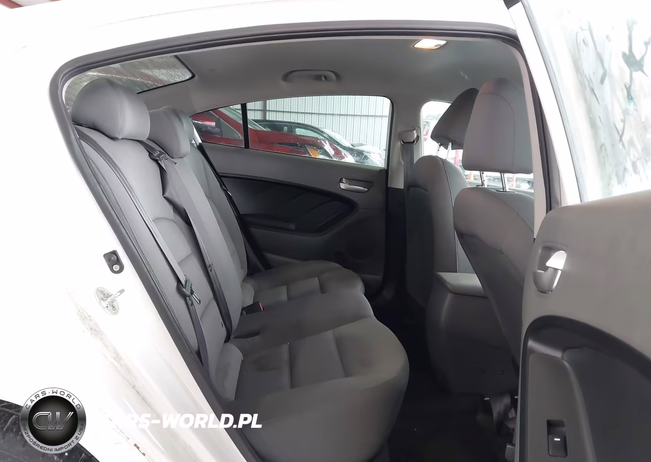 2017 Kia Forte Lx VIN:3KPFK4A75HE044926 - 8