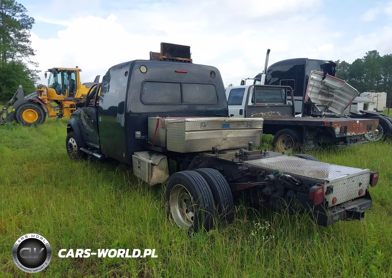 2018 Ram 4500 Chassis Tradesman-Slt VIN:3C7WRLDL1JG421408 - 3