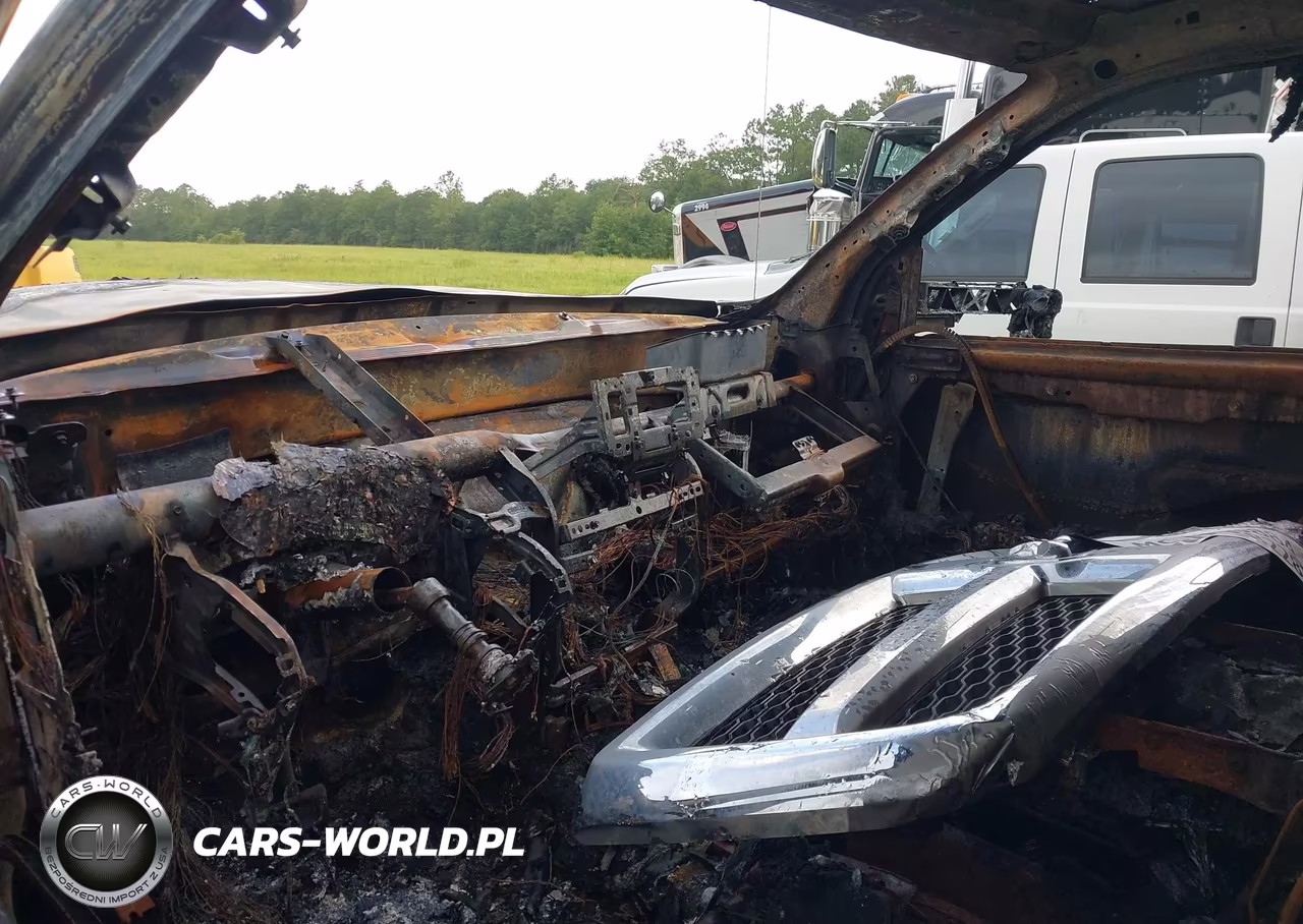 2018 Ram 4500 Chassis Tradesman-Slt VIN:3C7WRLDL1JG421408 - 5