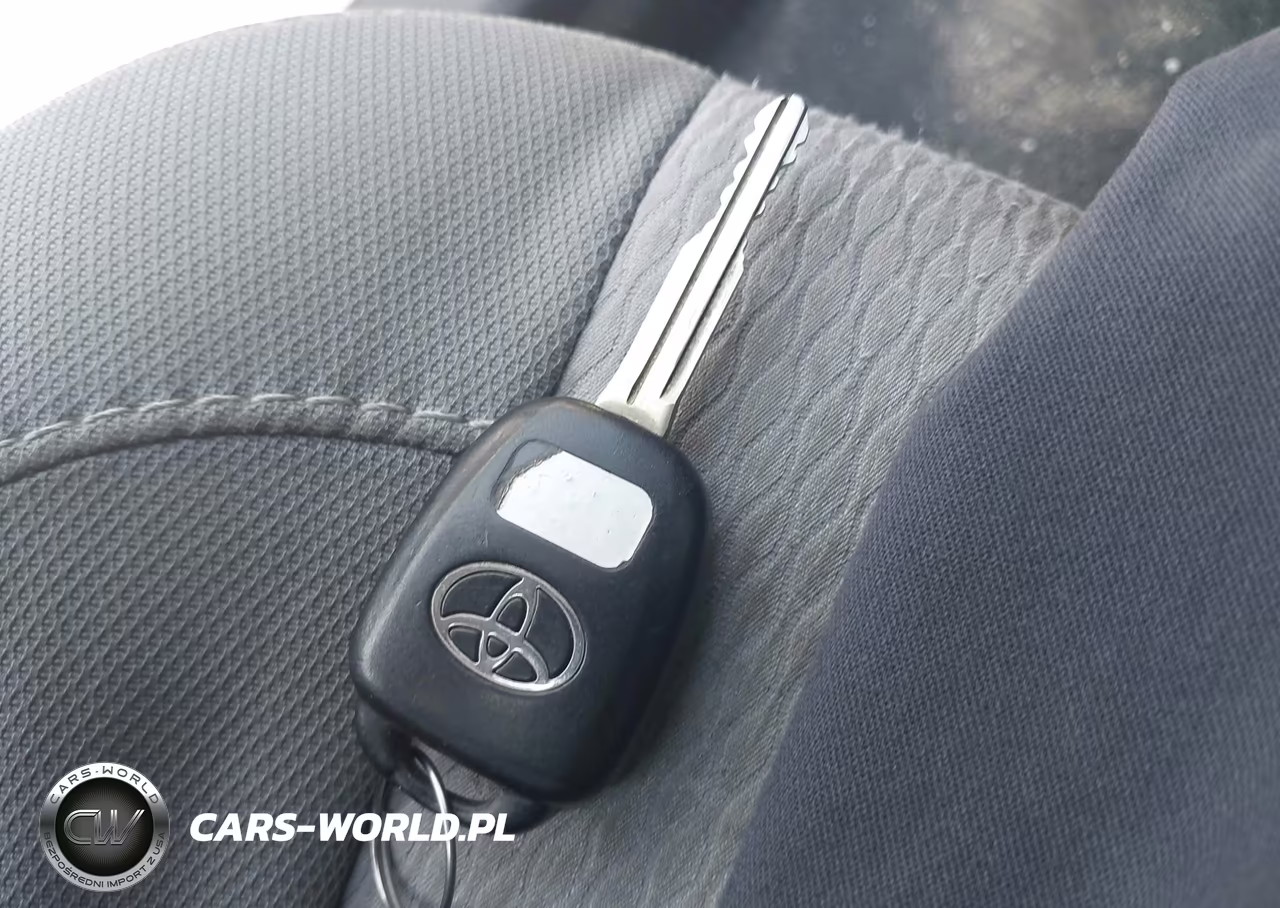 2014 Toyota Corolla Le VIN:2T1BURHE9EC188807 - 11