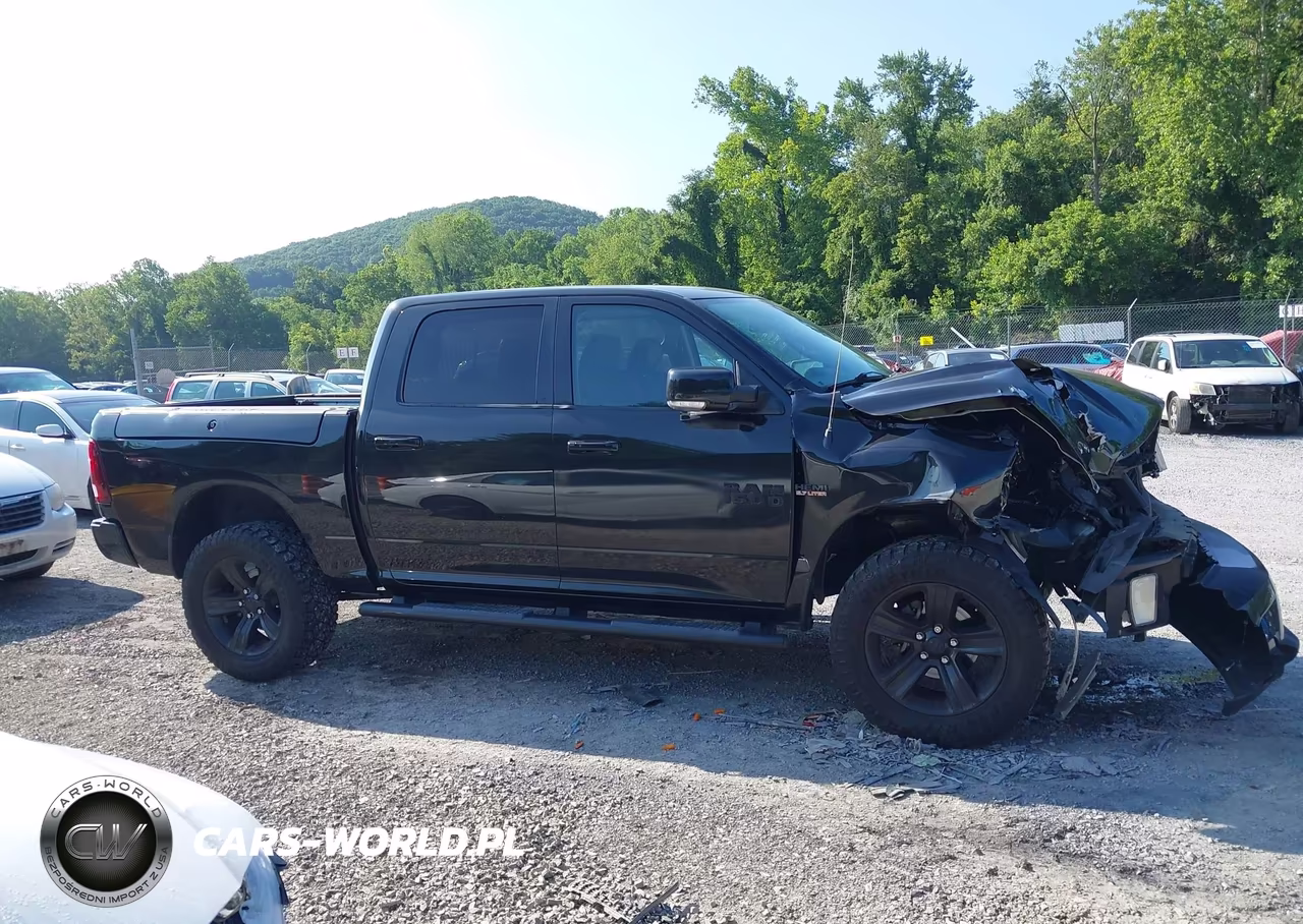 2017 Ram 1500 Night 4X4 5'7 Box VIN:1C6RR7MT4HS664416 - 13