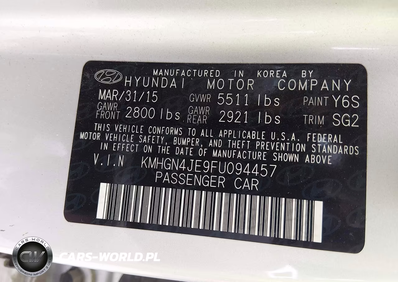 2015 Hyundai Genesis 3.8 VIN:KMHGN4JE9FU094457 - 9