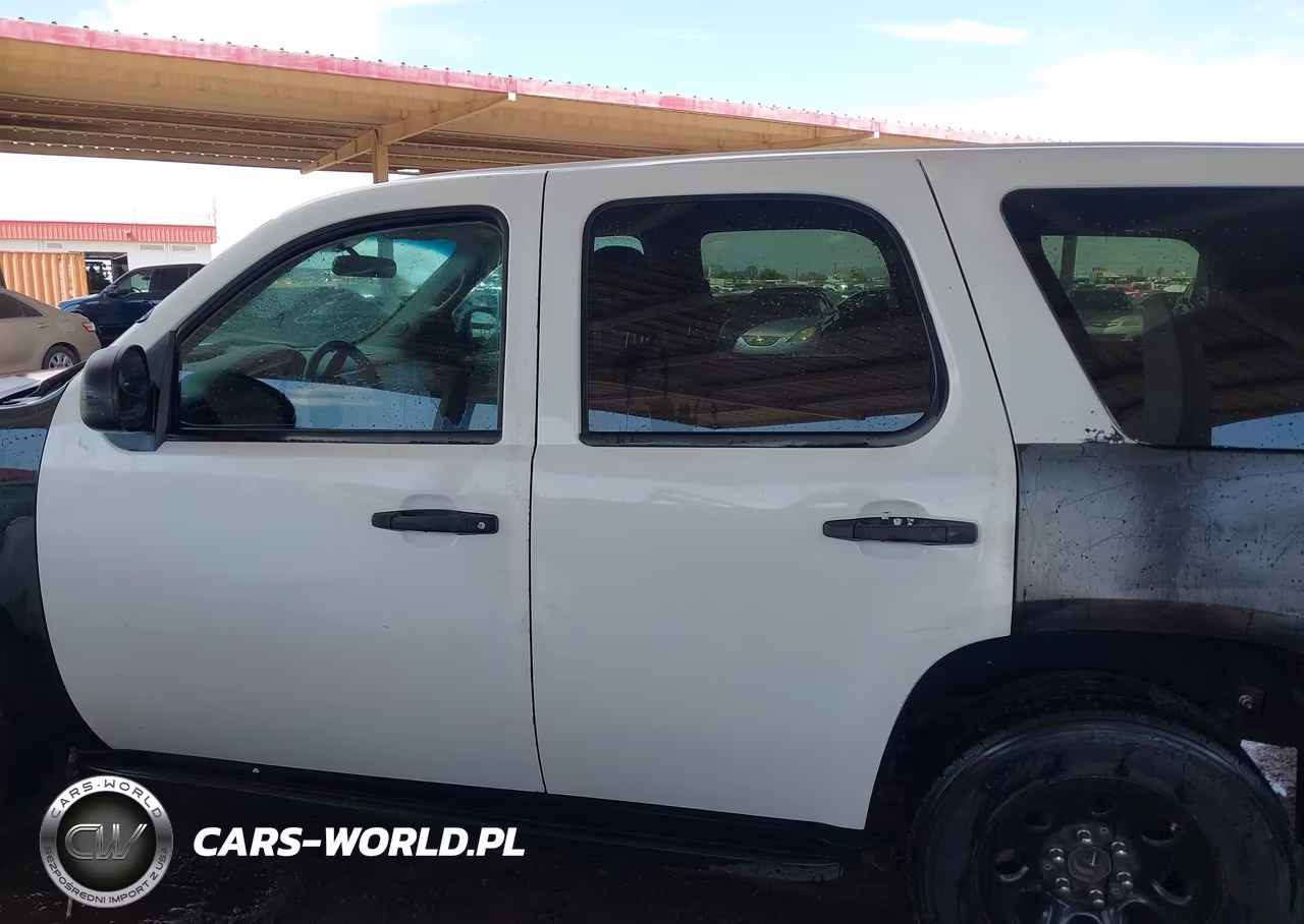 2014 Chevrolet Tahoe Commercial VIN:1GNLC2E03ER198107 - 13