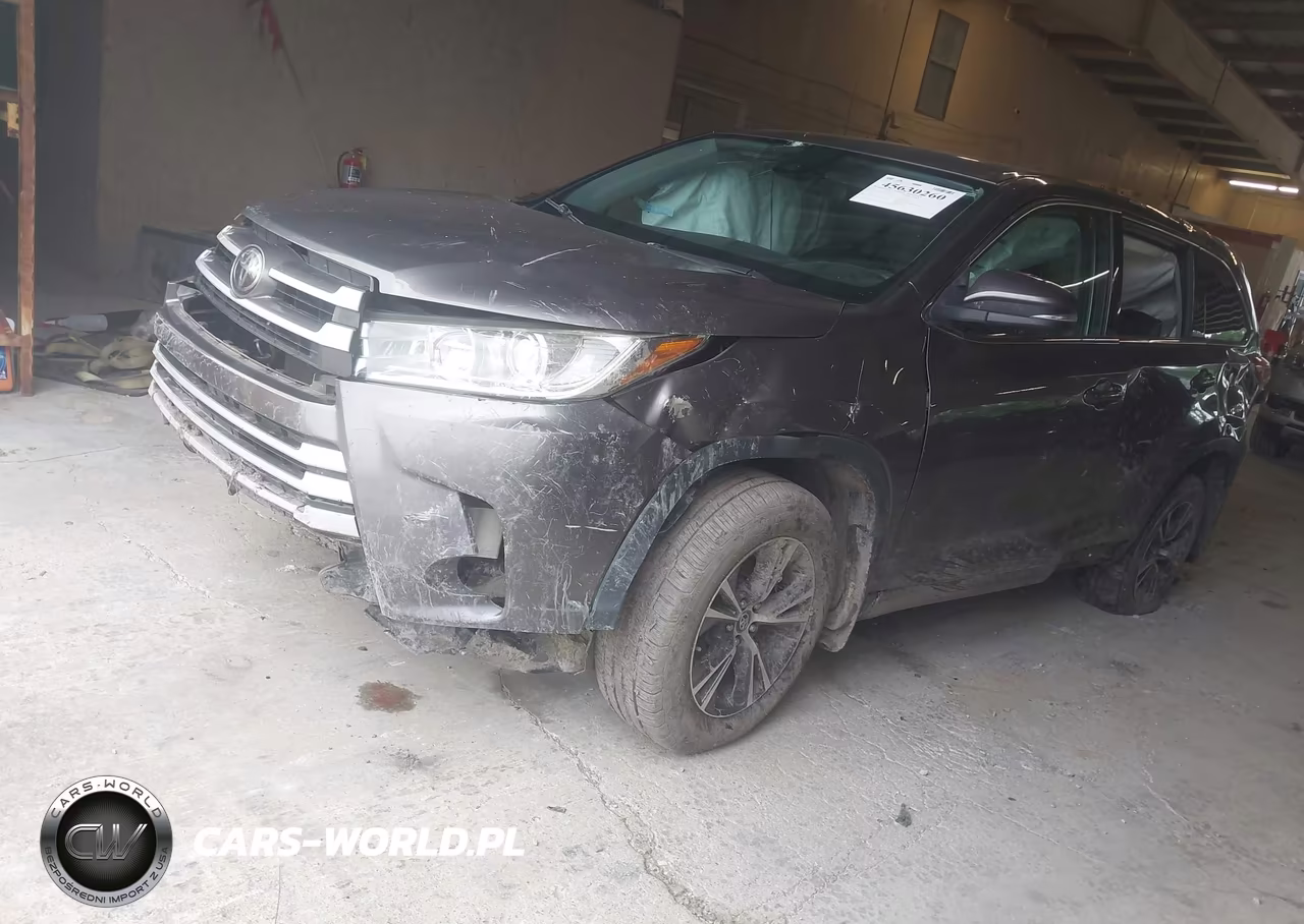 2018 Toyota Highlander Le VIN:5TDBZRFH4JS874138 - 2