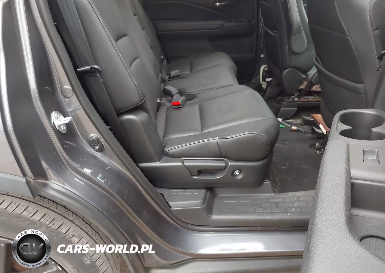 2021 Honda Pilot Awd Special Edition VIN:5FNYF6H21MB083682 - 8