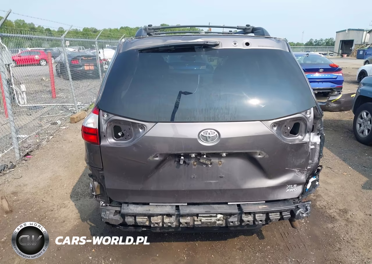 2015 Toyota Sienna Xle Premium 7 Passenger VIN:5TDDK3DC7FS100782 - 17