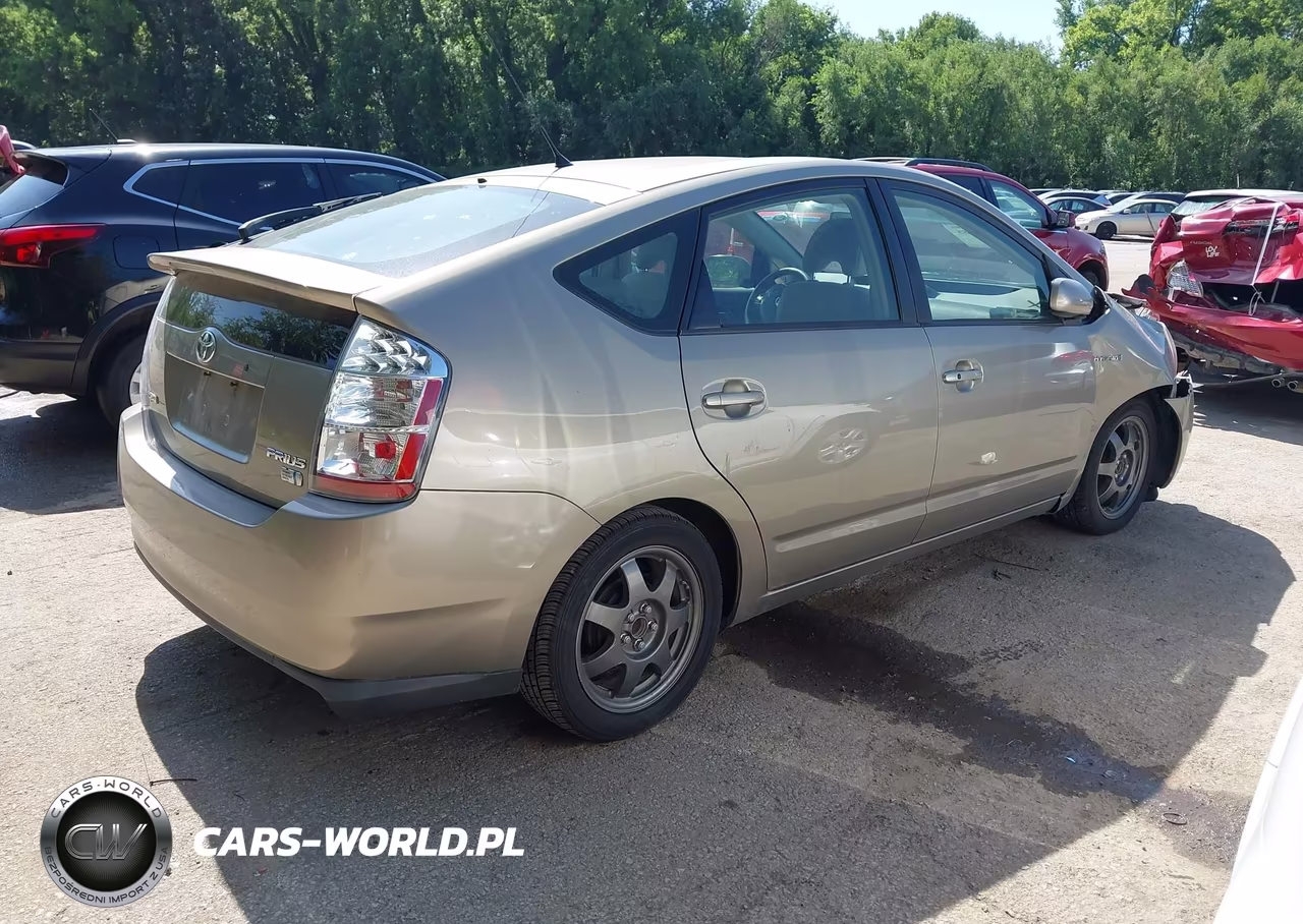 2007 Toyota Prius Touring VIN:JTDKB20U177654069 - 4