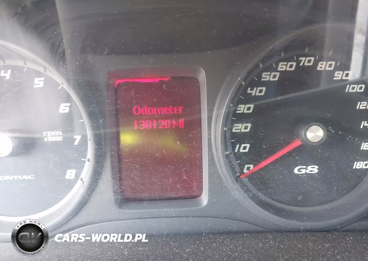 2008 Pontiac G8 VIN:6G2ER57768L149929 - 7