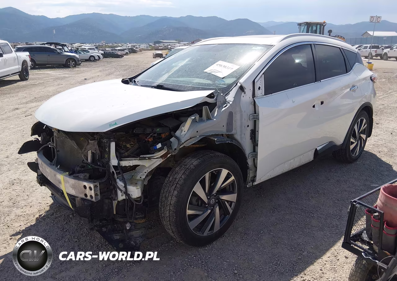2018 Nissan Murano Platinum VIN:5N1AZ2MH4JN130689 - 2