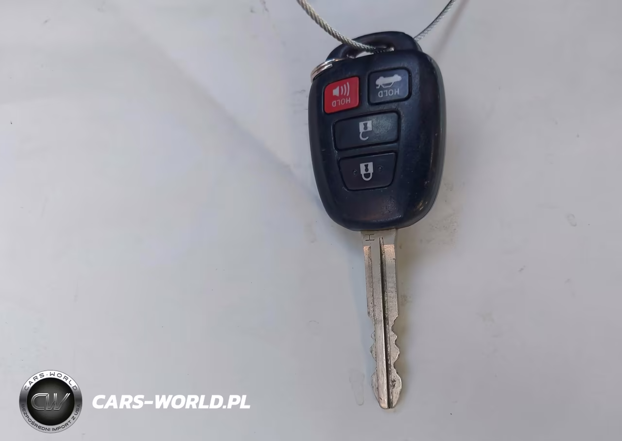 2015 Toyota Corolla Le Plus VIN:5YFBURHE5FP231184 - 11