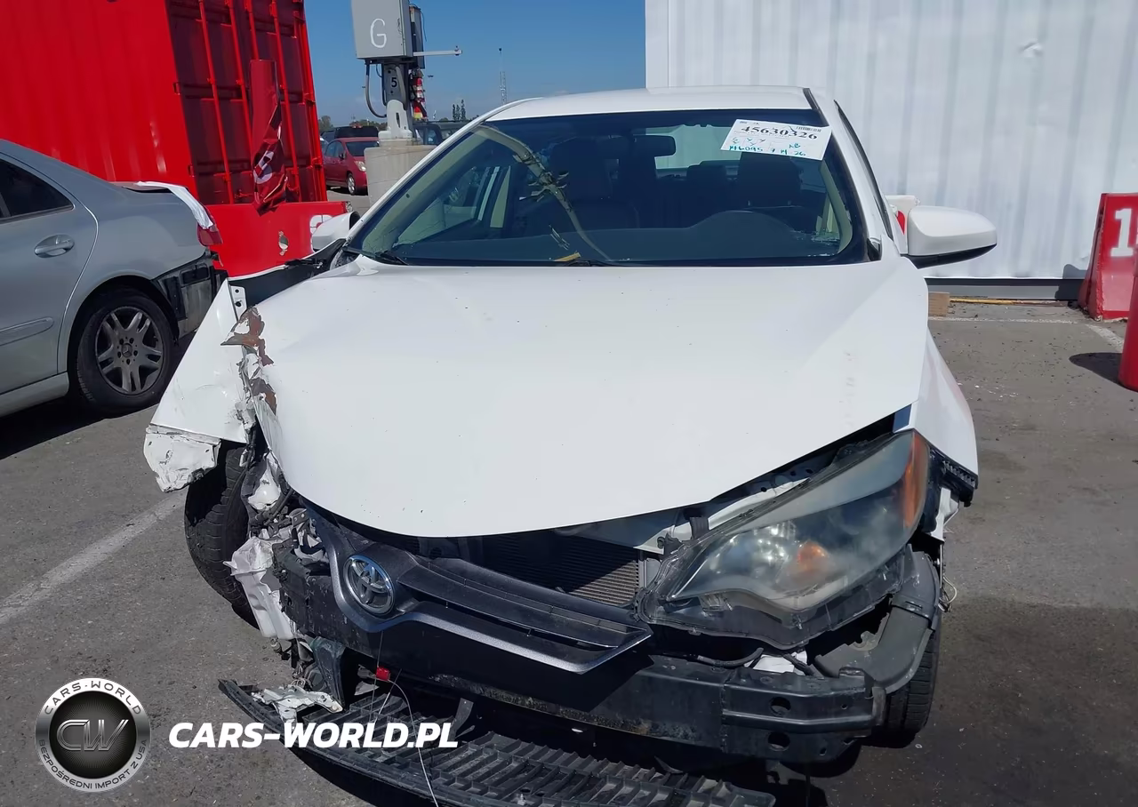 2015 Toyota Corolla Le Plus VIN:5YFBURHE5FP231184 - 12
