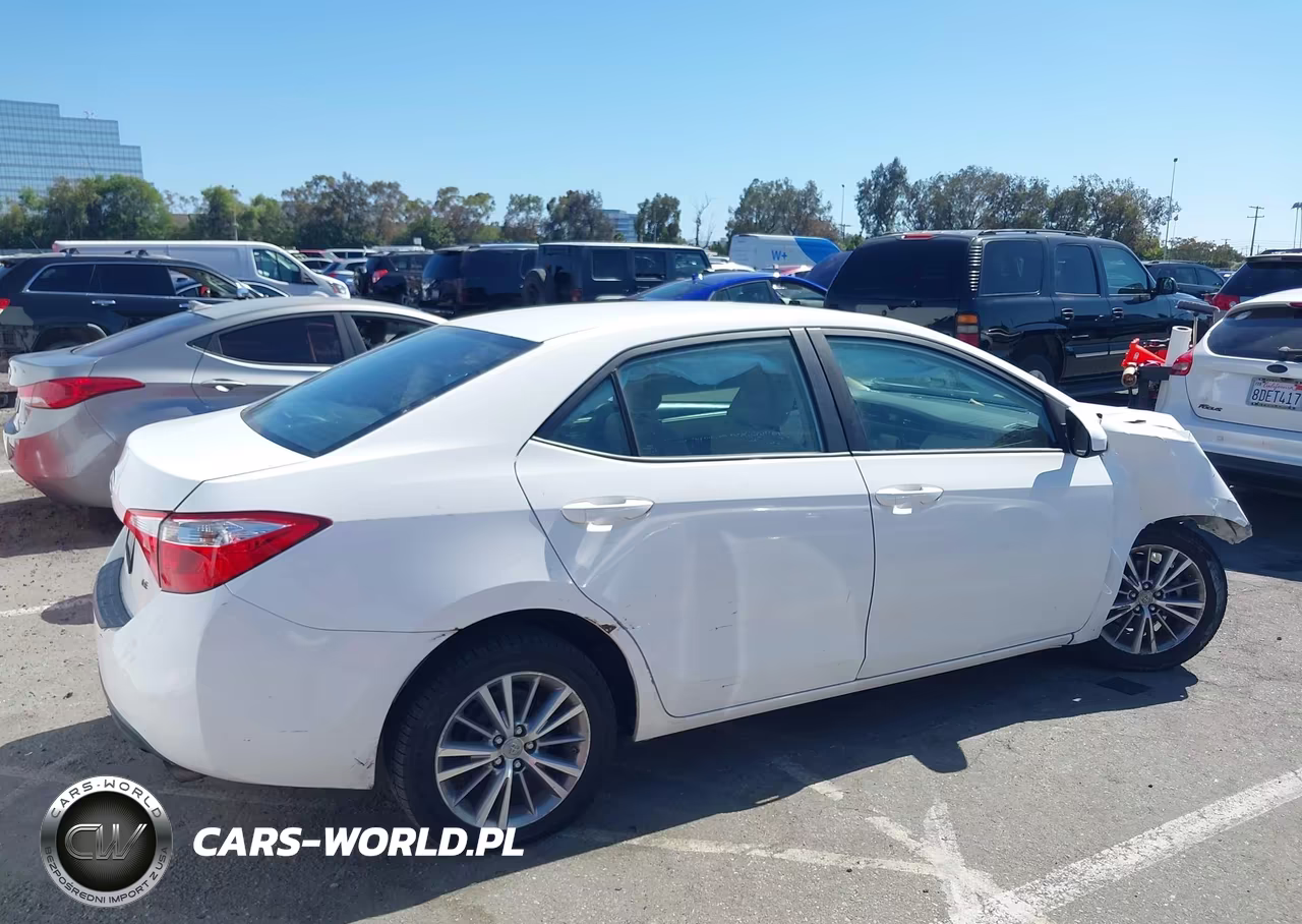 2015 Toyota Corolla Le Plus VIN:5YFBURHE5FP231184 - 13