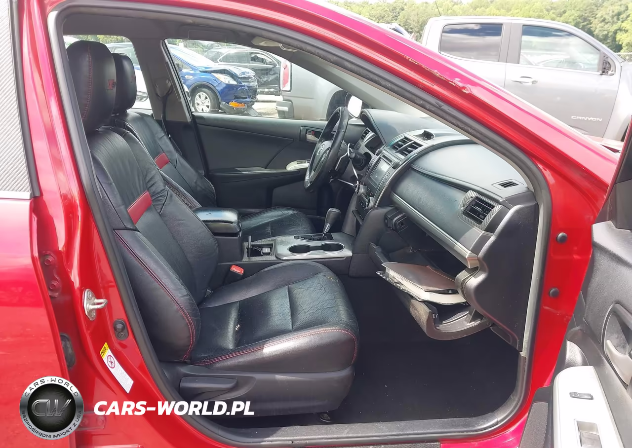 2014 Toyota Camry Se VIN:4T1BF1FK3EU870701 - 5