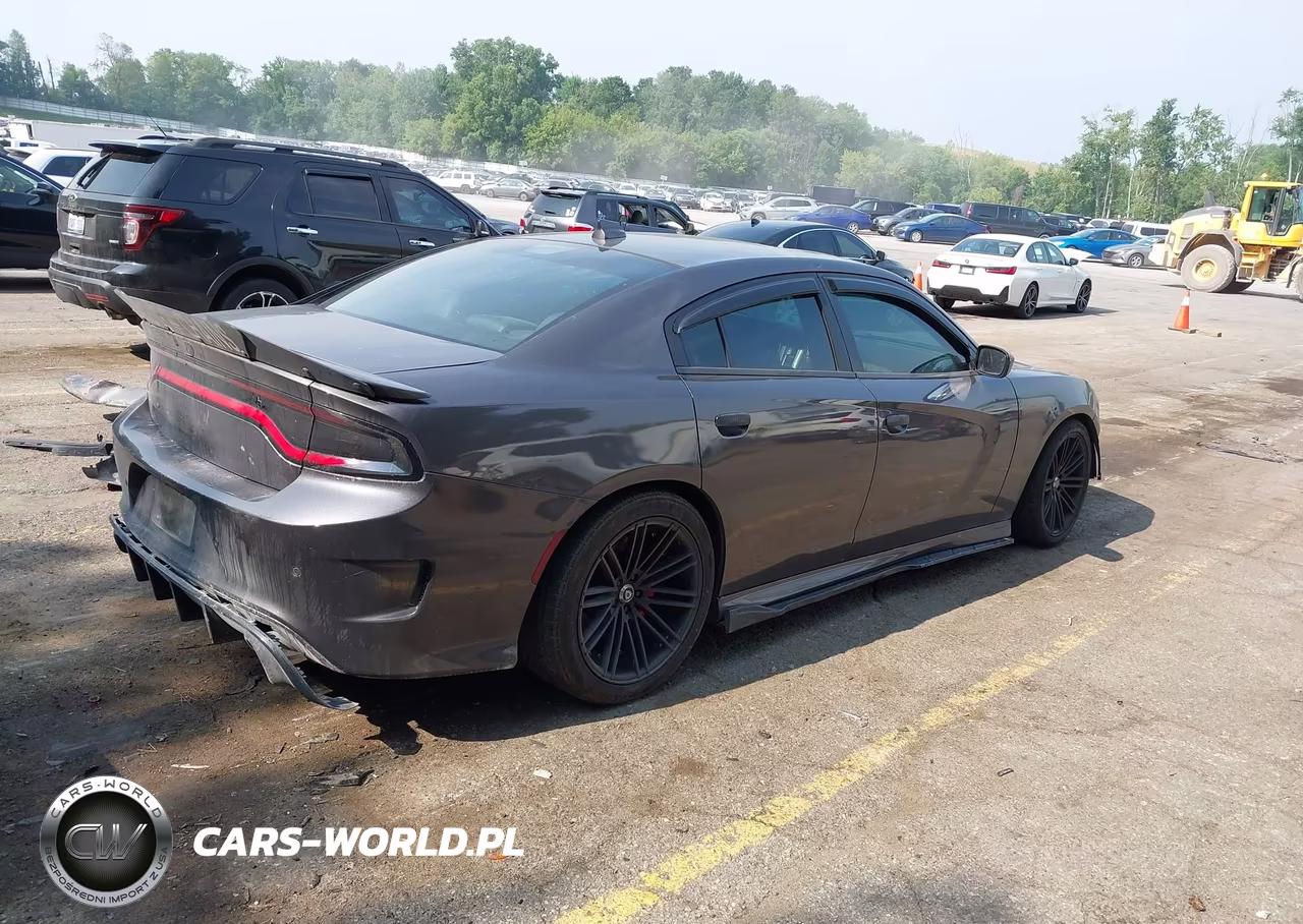 2017 Dodge Charger R-T Scat Pack Rwd VIN:2C3CDXGJXHH630113 - 4
