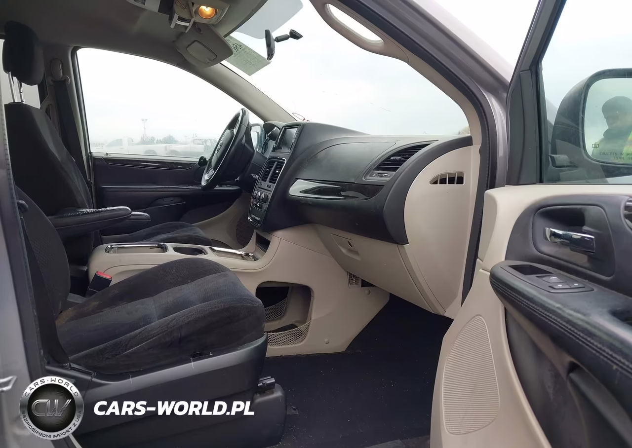 2014 Dodge Grand Caravan Sxt VIN:2C4RDGCG8ER305109 - 5