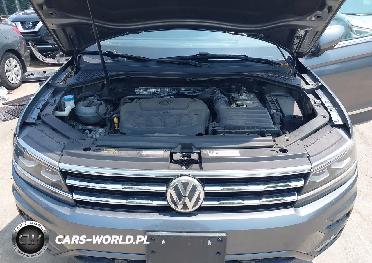 2018 Volkswagen Tiguan 2.0T Sel Premium VIN:3VV5B7AX1JM002747 - 10
